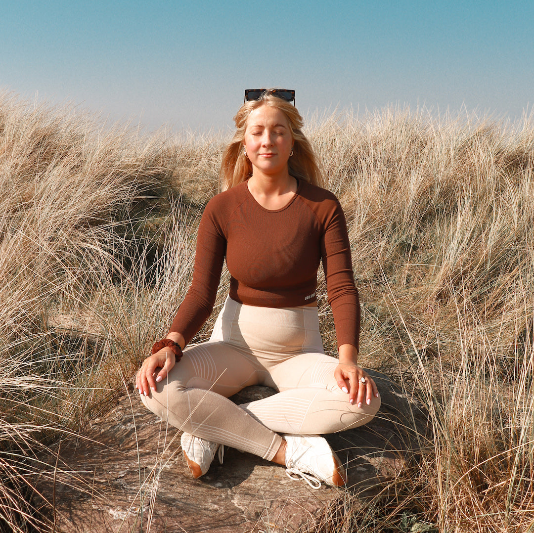 Aoife Rafter beach breathwork meditation session